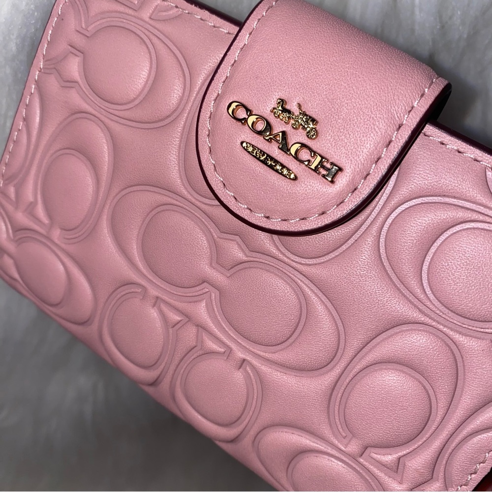 Coach 💗 Medium Corner Zip Wallet In Signature Leather New Pink Petal - Picture 9 of 10